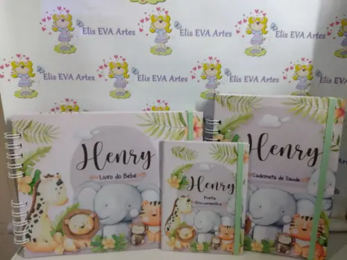 Kit Livro do Bebê Safari Baby e Caderneta de Vacinação+brind