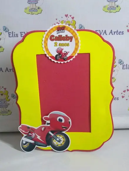 Porta retrato em EVA Ricky Zoom kit c/10 unidades
