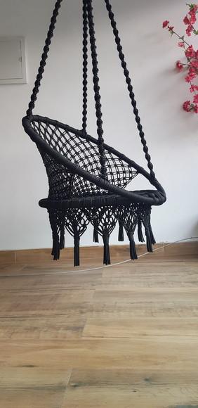 Cadeira Suspensa em Macrame Feita em Corda Náutica