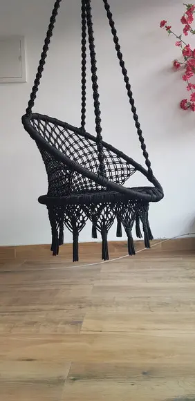Cadeira Suspensa em Macrame Feita em Corda Náutica