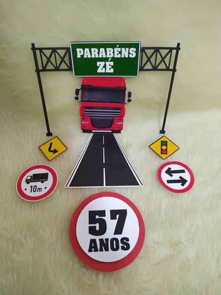 Arquivo de Corte Topo de Bolo Caminhão Caminheiro