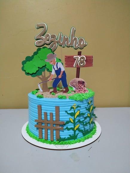 Arquivo de Corte Topo de Bolo Fazendeiro Cerca e Milho