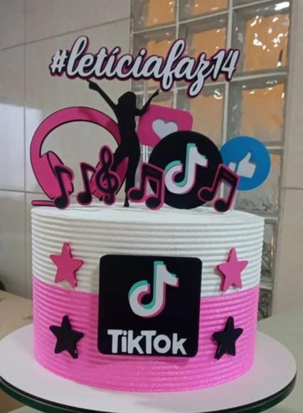 Arquivo de Corte Topo Tik Tok Fone Menina
