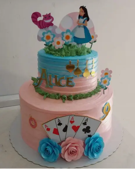 Arquivo de Corte Topo Alice País das Maravilhas Morena