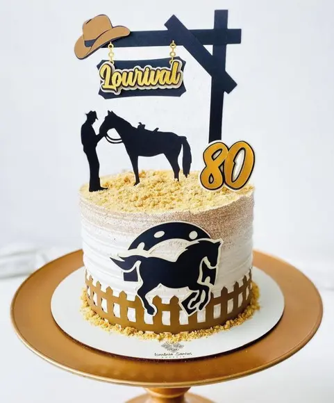 Arquivo de Corte Topo de Bolo Cavalo Cerca Camadas