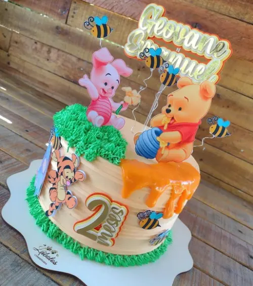 Arquivo de Corte Topo de Bolo Ursinho Pooh 1