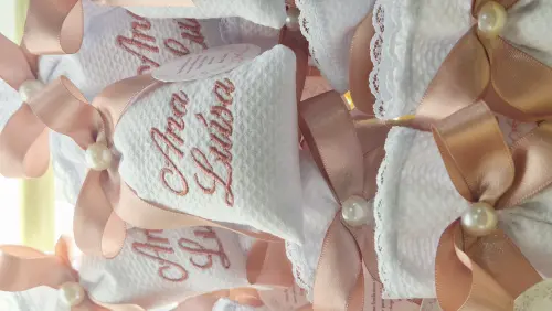 10 Sache Perfumado bordado com nome para Lembrancinha de batizado