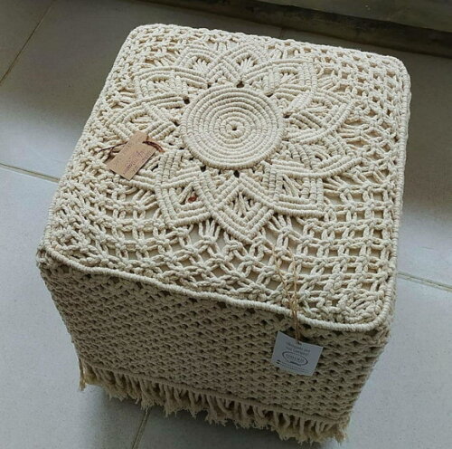 Puff Decorativo em Macramê