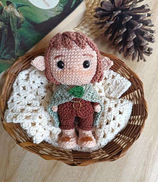 Frodo Amigurumi
