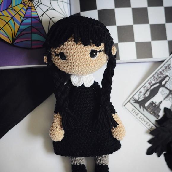 Wandinha Amigurumi