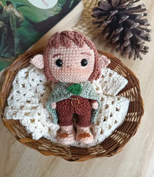 Frodo Amigurumi