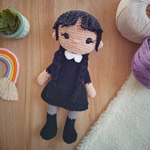 Wandinha Amigurumi
