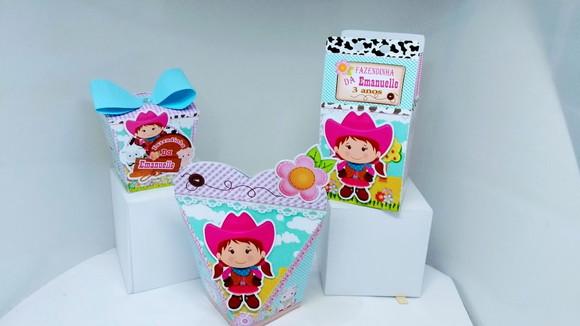 40 Personalizados da Fazendinha de Menina
