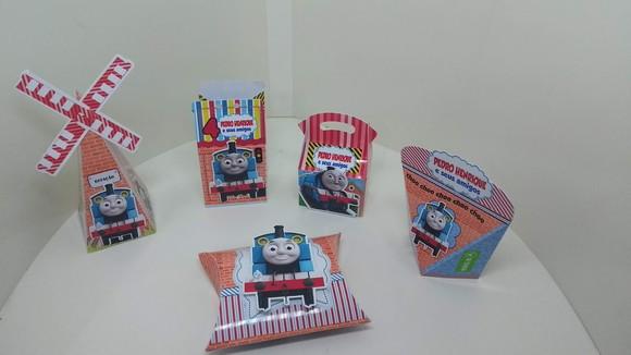 40 caixinhas 3d personalizadas Thomas e seus amigos