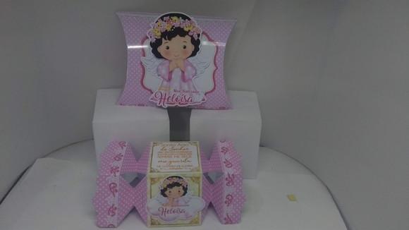 50 caixinhas personalizadas de batizado menina