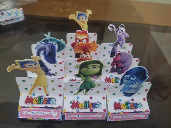 50 Personalizados Divertidamente 3d
