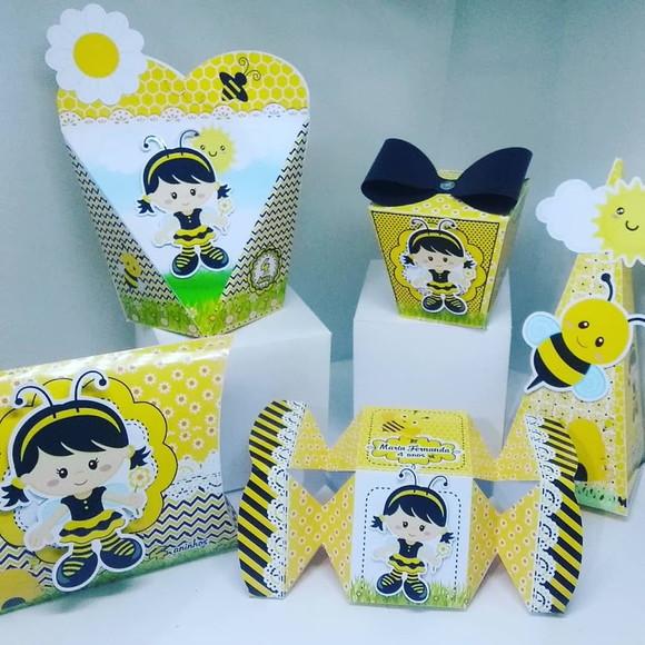 40 Personalizados Tema Abelhinha