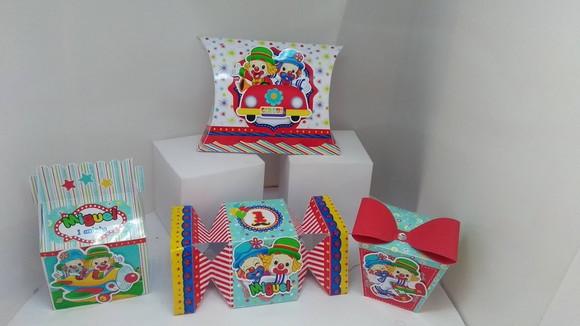 kit 40 caixinhas 3d personalizadas Patati e Patata