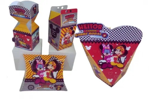 50 Caixinhas 3d Personalizadas Mickey Sobre Rodas