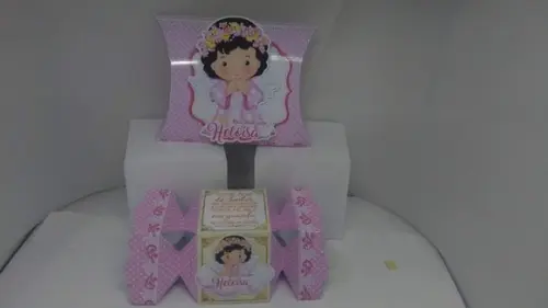 50 caixinhas personalizadas de batizado menina
