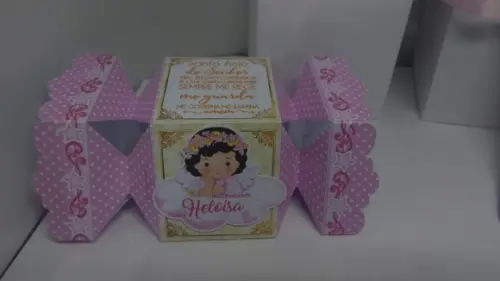 50 caixinhas personalizadas de batizado menina