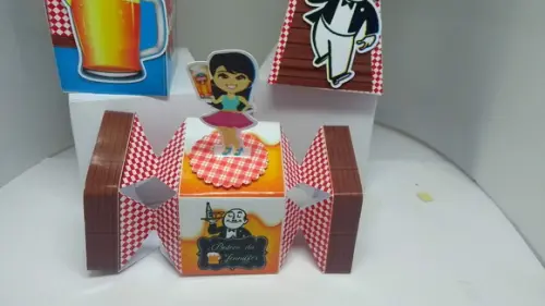50 caixinhas personalizadas tema Boteco