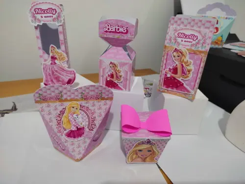 Personalizados Barbie - 40 Unidades