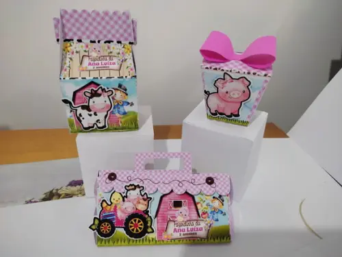 Personalizados Fazendinha Aquarelada Menina - 40 Cx
