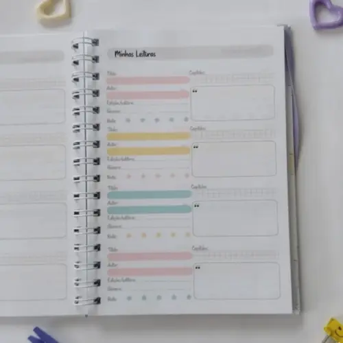 Caderno Diário de Leituras - Registro de Livros - Menina