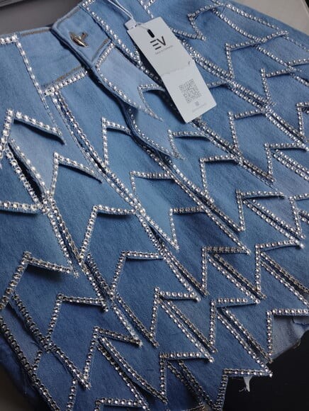 Saia Jeans Junina com Bandeirinhas ( Manta Bijou)