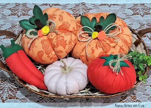 Abóboras Alho Tomate e Pimenta em Tecido Cesta de Decoração