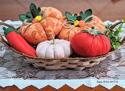 Abóboras Alho Tomate e Pimenta em Tecido Cesta de Decoração