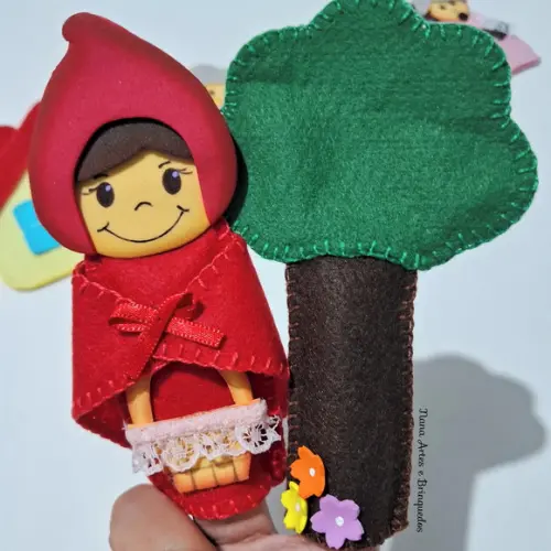 Dedoche Chapeuzinho Vermelho Kit com 8 Dedoches