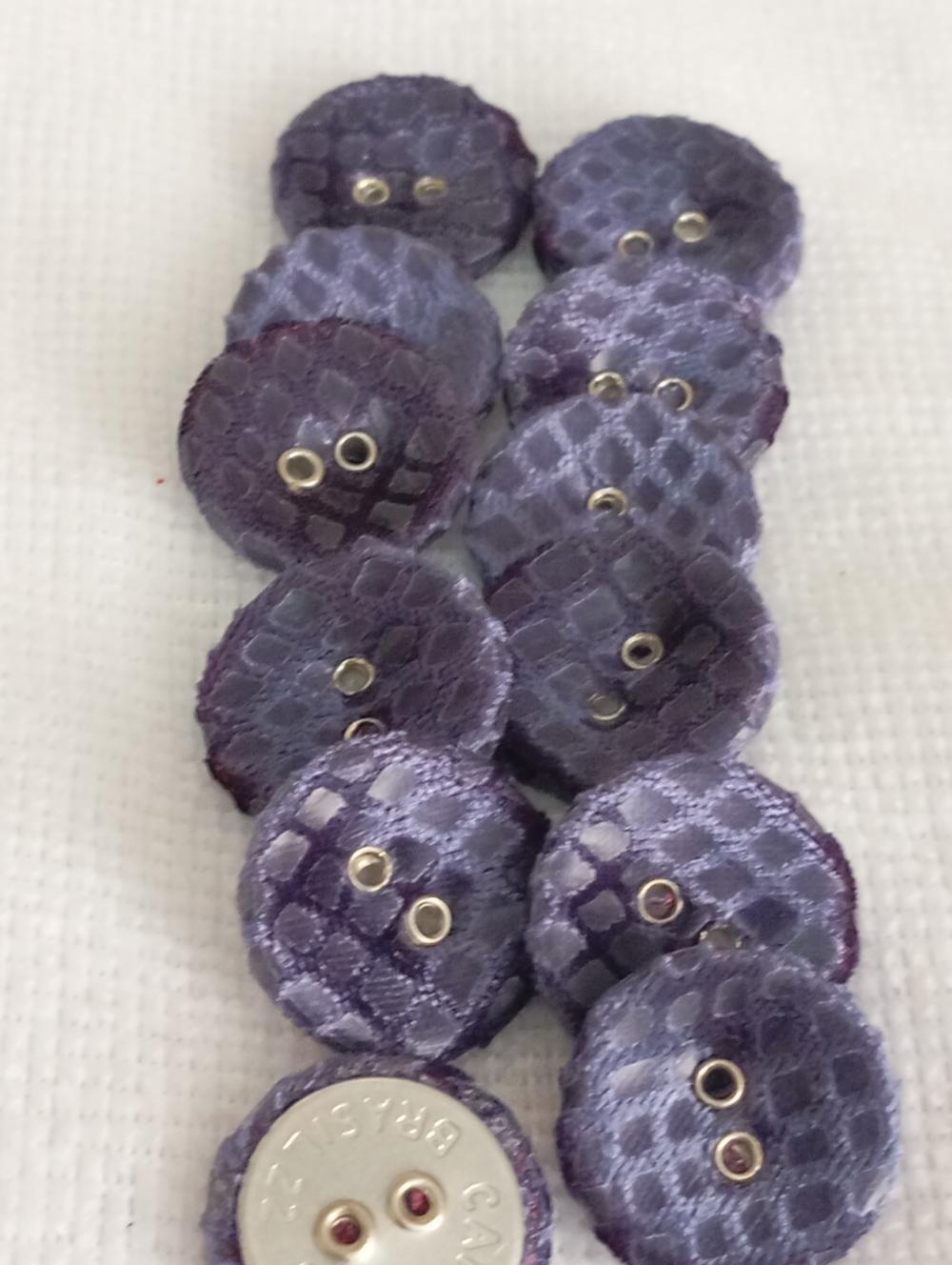 Botões  bacia 2 furos Forrado azul