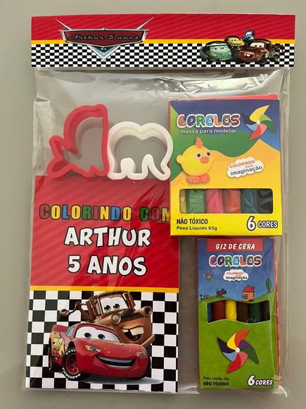 Kit para Colorir + Kit Massinha com Giz de Cera Carros