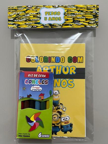 Kit para Colorir Revistinha com Giz de Cera Minions