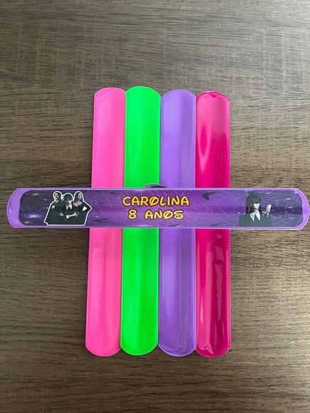 Pulseira Bate Enrola Personalizada Wandinha