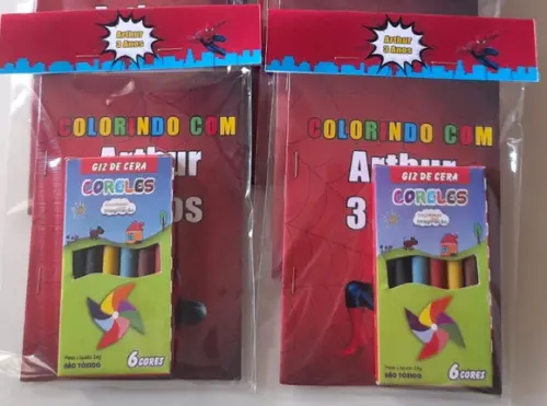 Kit para Colorir Revistinha com Giz de Cera Homem Aranha