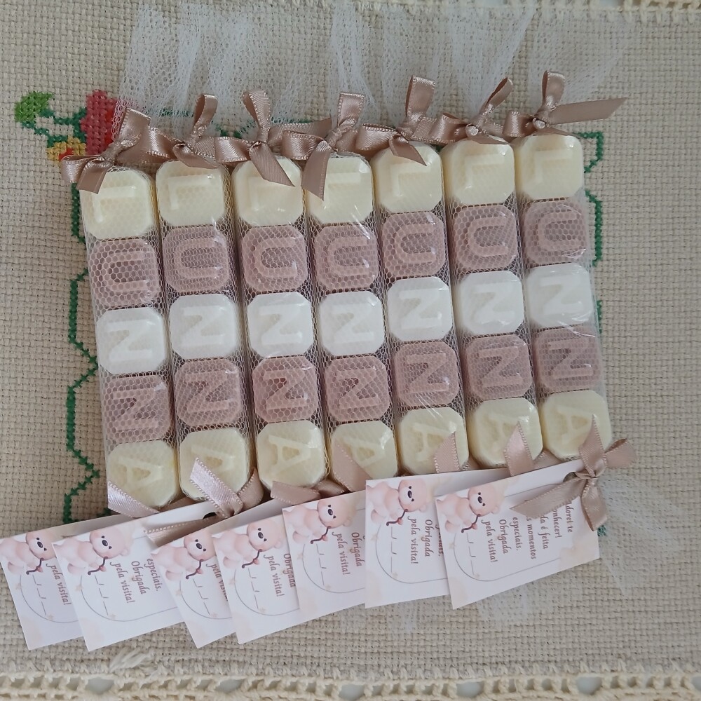 Lembrancinha nome de 5 letras em sabonete