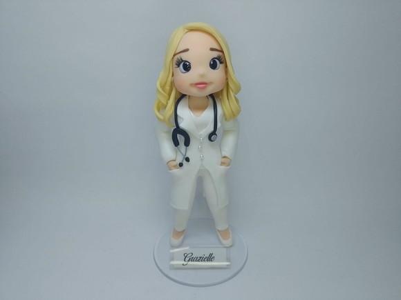 Bonequinha Personalizada em Biscuit - Enfermeira