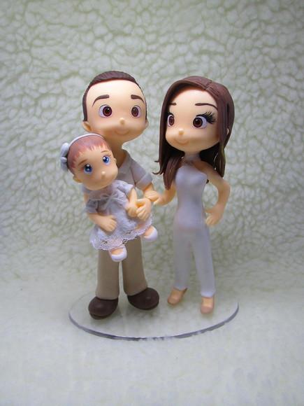Casal com Bebê em Biscuit
