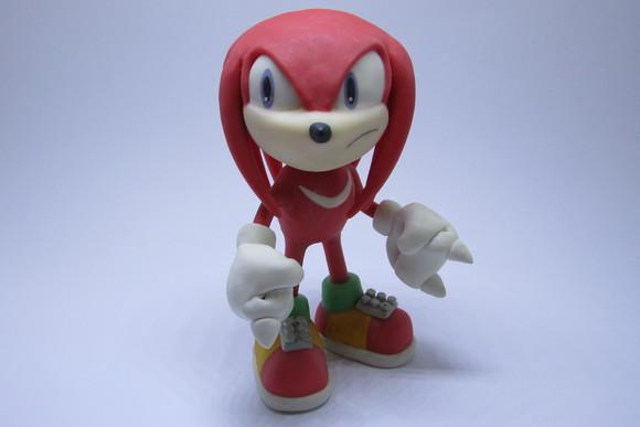 Knuckles The Echidna (sonic) - Biscuit