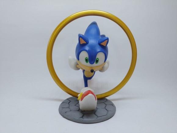 Sonic: Correndo + Argola (topo Biscuit)