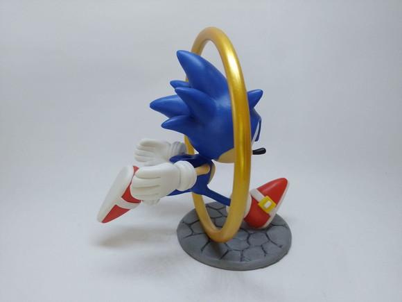 Sonic: Correndo + Argola + Vela (topo Biscuit)