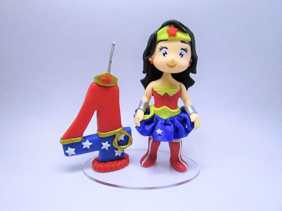 Topo Mulher Maravilha (biscuit)