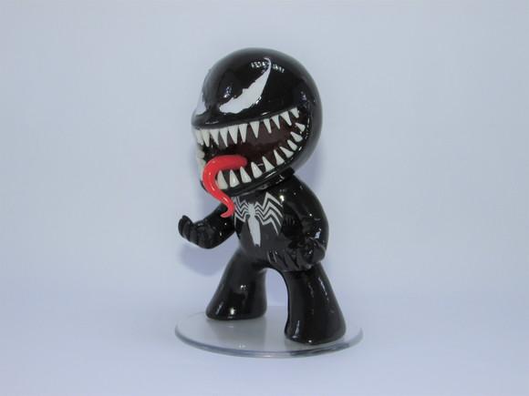Venom - Miniatura Colecionável em Biscuit