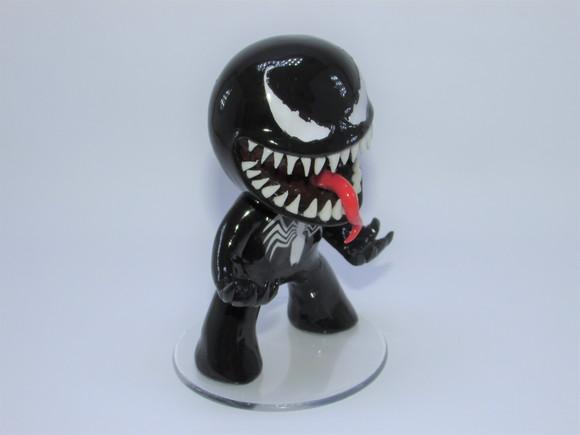 Venom - Miniatura Colecionável em Biscuit