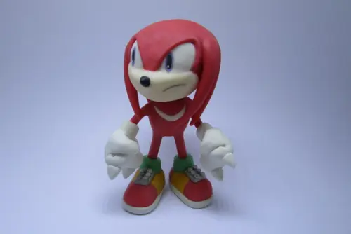 Knuckles The Echidna (sonic) - Biscuit