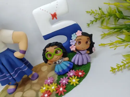 Topo Encanto - Luisa Madrigal (biscuit)