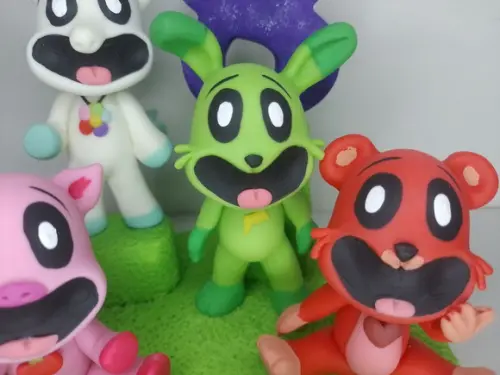 Topo Smilling Critters